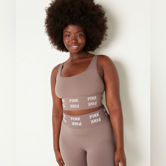 VS Pink Iced Coffee Seamless Sports Bra & Seamless High Waist Leggings - Picture 4 of 13